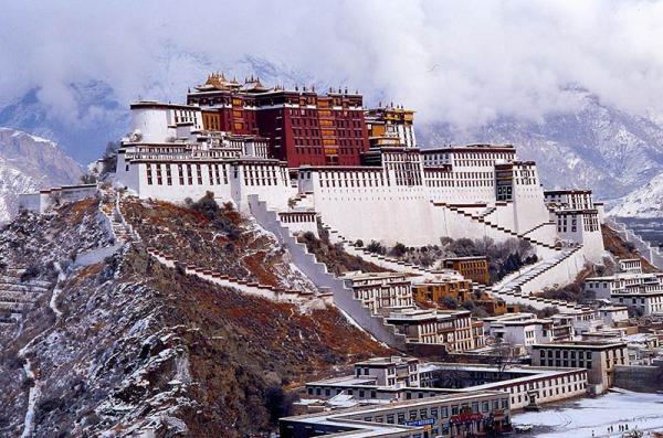 قصر پوتالا شاهکار معماری تبتی